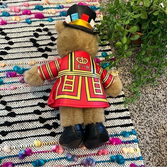 Toy Parade Bears of the World "Henry " Bear from England Stuffed Animal Plush - Picture 5 of 13